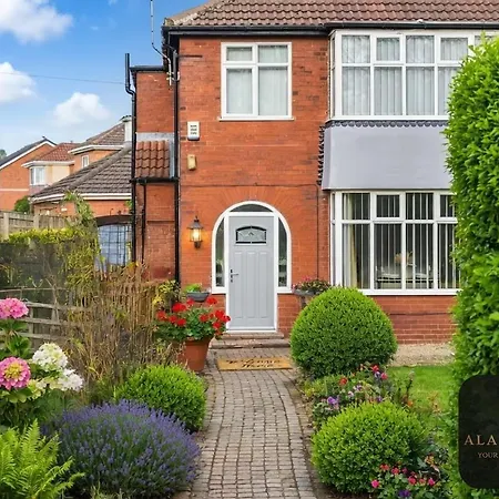 Roundhay 4-bed With Free Parking Wi-fi
