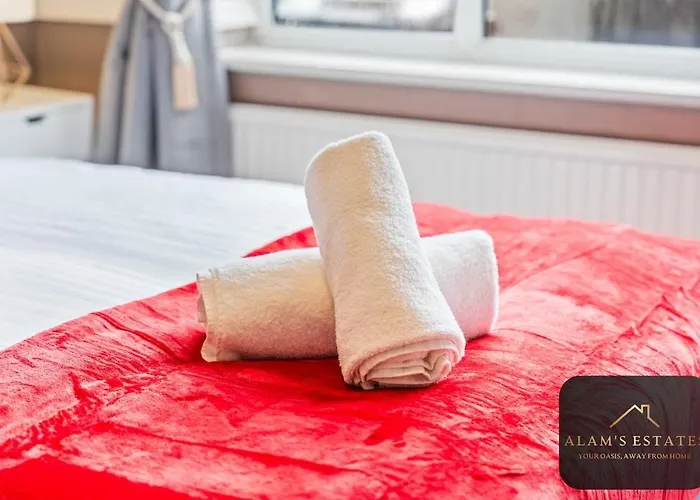 Holiday home Roundhay 4-bed With Free Parking Wi-fi Leeds (West Yorkshire)