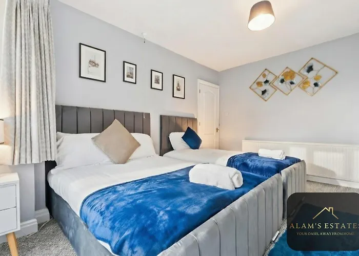 Holiday home Roundhay 4-bed With Free Parking Wi-fi Leeds (West Yorkshire)