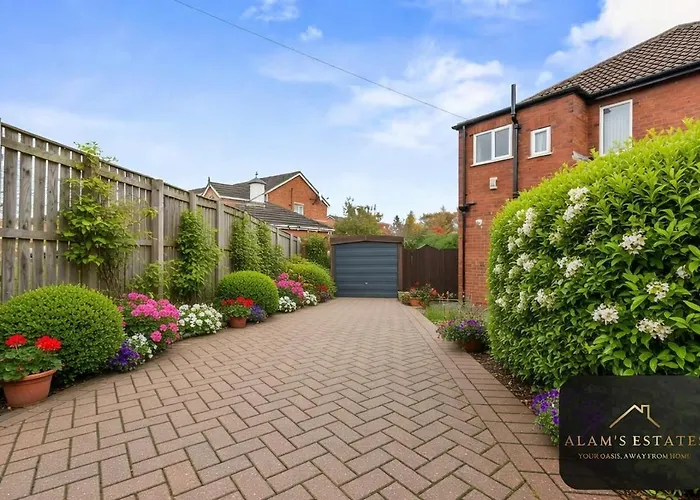 Roundhay 4-bed With Free Parking Wi-fi בית נופש *