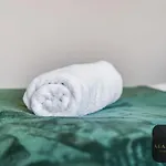 Roundhay 4-bed With Free Parking Wi-fi Prázdninový dům Leeds (West Yorkshire)