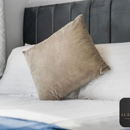 Feriehus Roundhay 4-bed With Free Parking Wi-fi