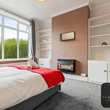 別荘 Roundhay 4-bed With Free Parking Wi-fi *