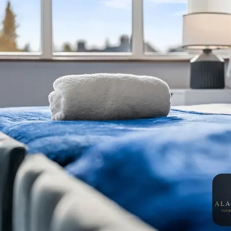 Feriehus Roundhay 4-bed With Free Parking Wi-fi