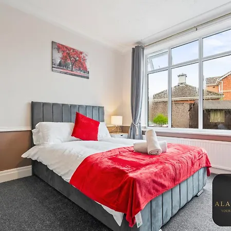 Roundhay 4-bed With Free Parking Wi-fi Semesterbostad *