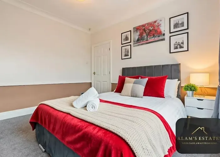 Semesterbostad Roundhay 4-bed With Free Parking Wi-fi